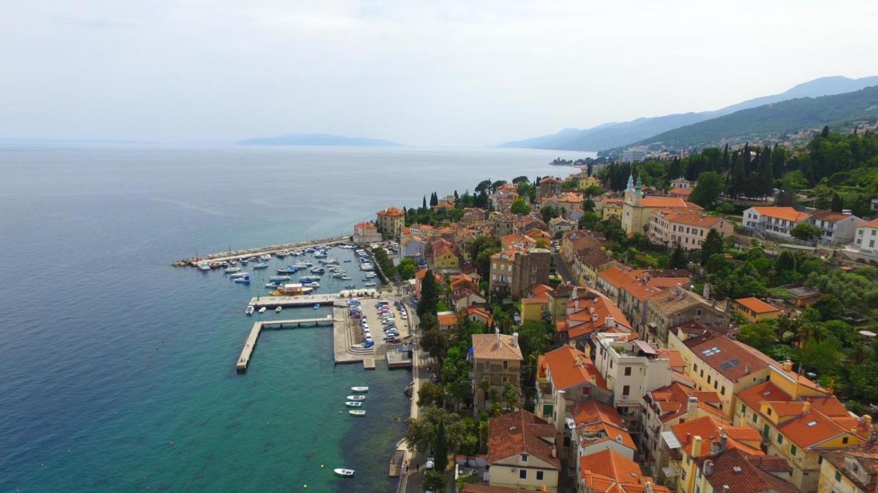 Apartments Matacin With Sea View Opatija Exteriér fotografie
