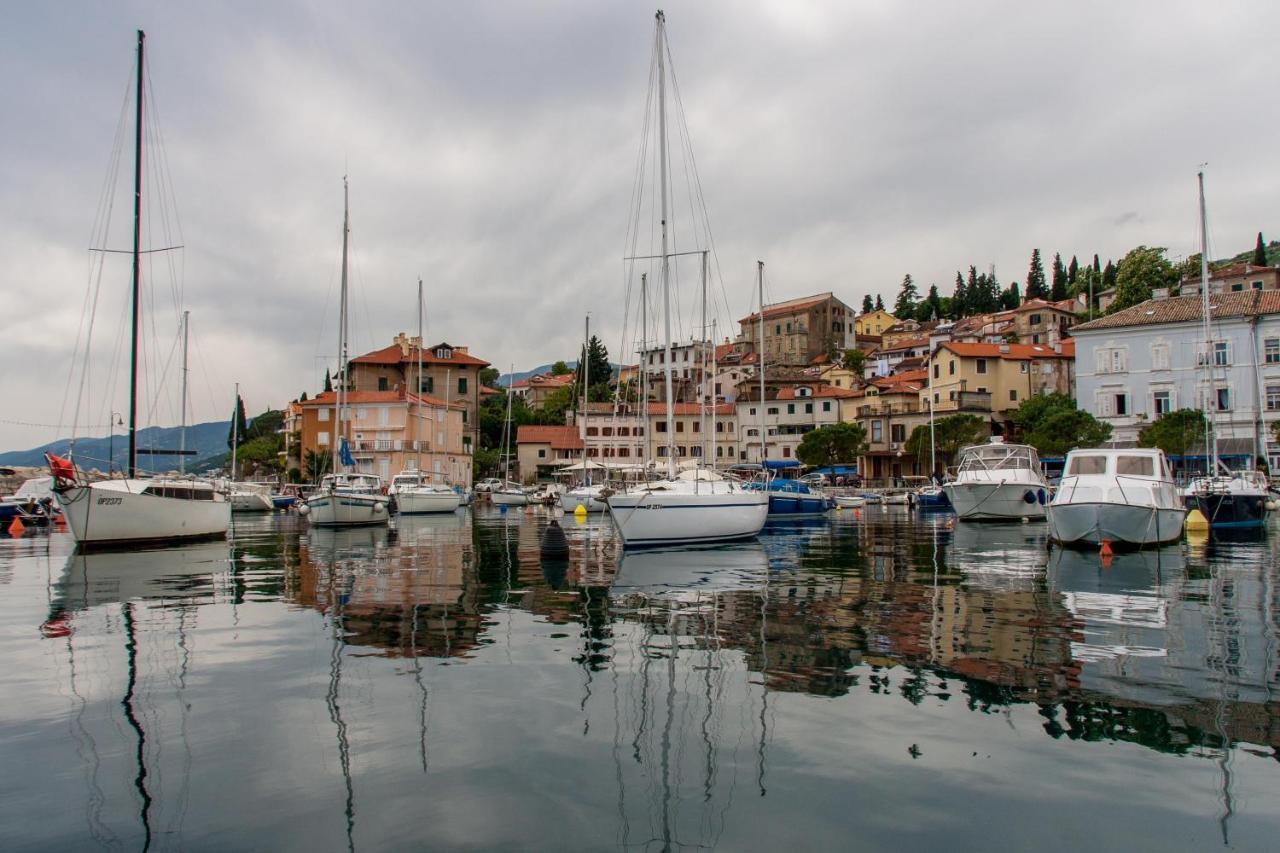 Apartments Matacin With Sea View Opatija Exteriér fotografie